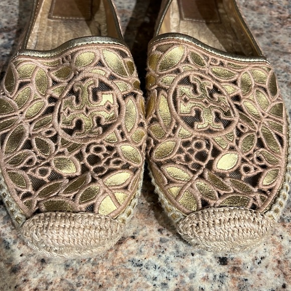 Tory Burch Espadrilles size 10 - Picture 3 of 12